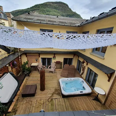Le Patio De Luchon Bed & Breakfast