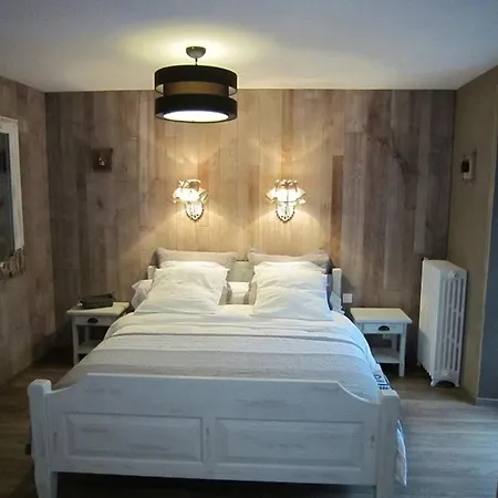 Oda ve Kahvaltı Le Patio De Luchon 3*