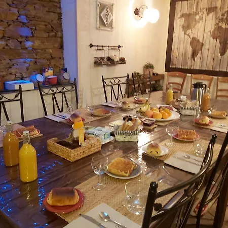 Le Patio De Luchon Oda ve Kahvaltı