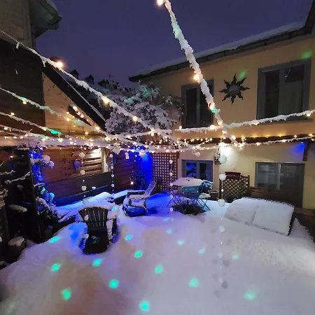 Le Patio De Luchon Frühstückspension Bagnères-de-Luchon