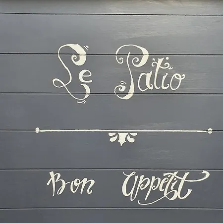 Le Patio De Luchon Bagnères-de-Luchon