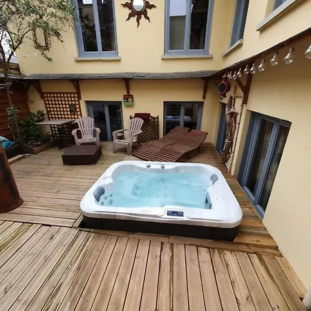 住宿加早餐酒店 Le Patio De Luchon Bagnères-de-Luchon