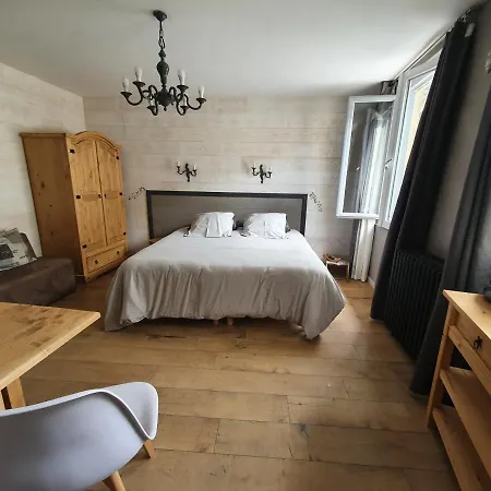 Le Patio De Luchon Bed & Breakfast 3*